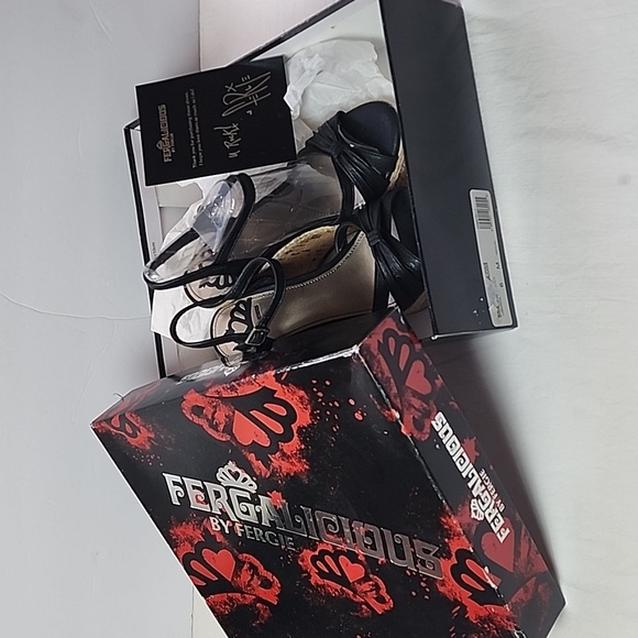 NWT Fergalicious By Fergie Black Wedge Sandals Size 6 4.5" Heel - Picture 9 of 11